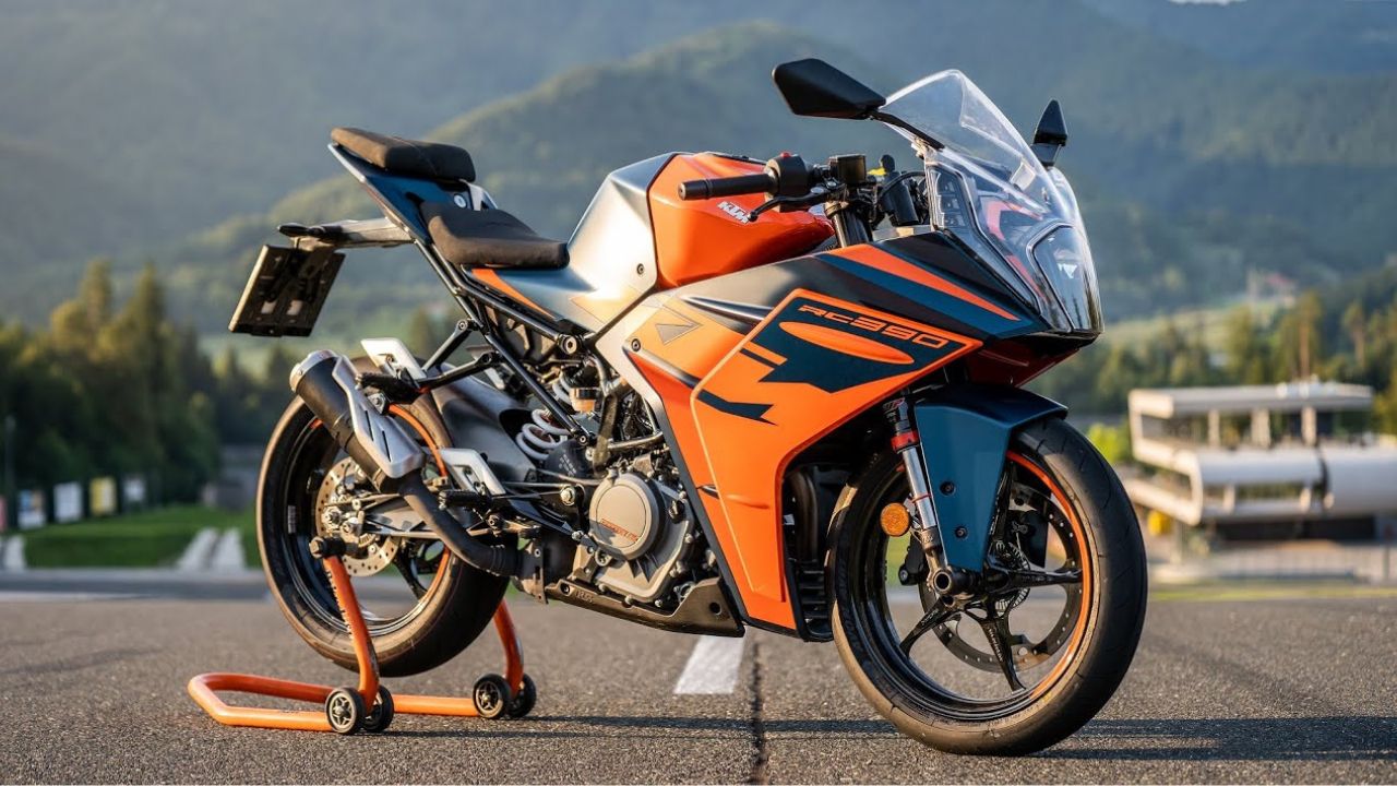 372cc इंजन परफॉर्मेंस के साथ लॉन्च हुई टनाटन फीचर्स वाली KTM RC 390 बाइक